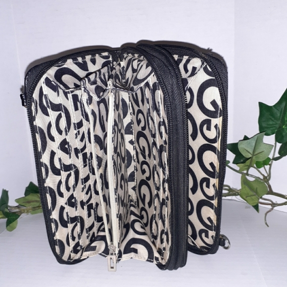 G By Guess Zip-Around Multi-Purpose Wallet - Picture 12 of 16